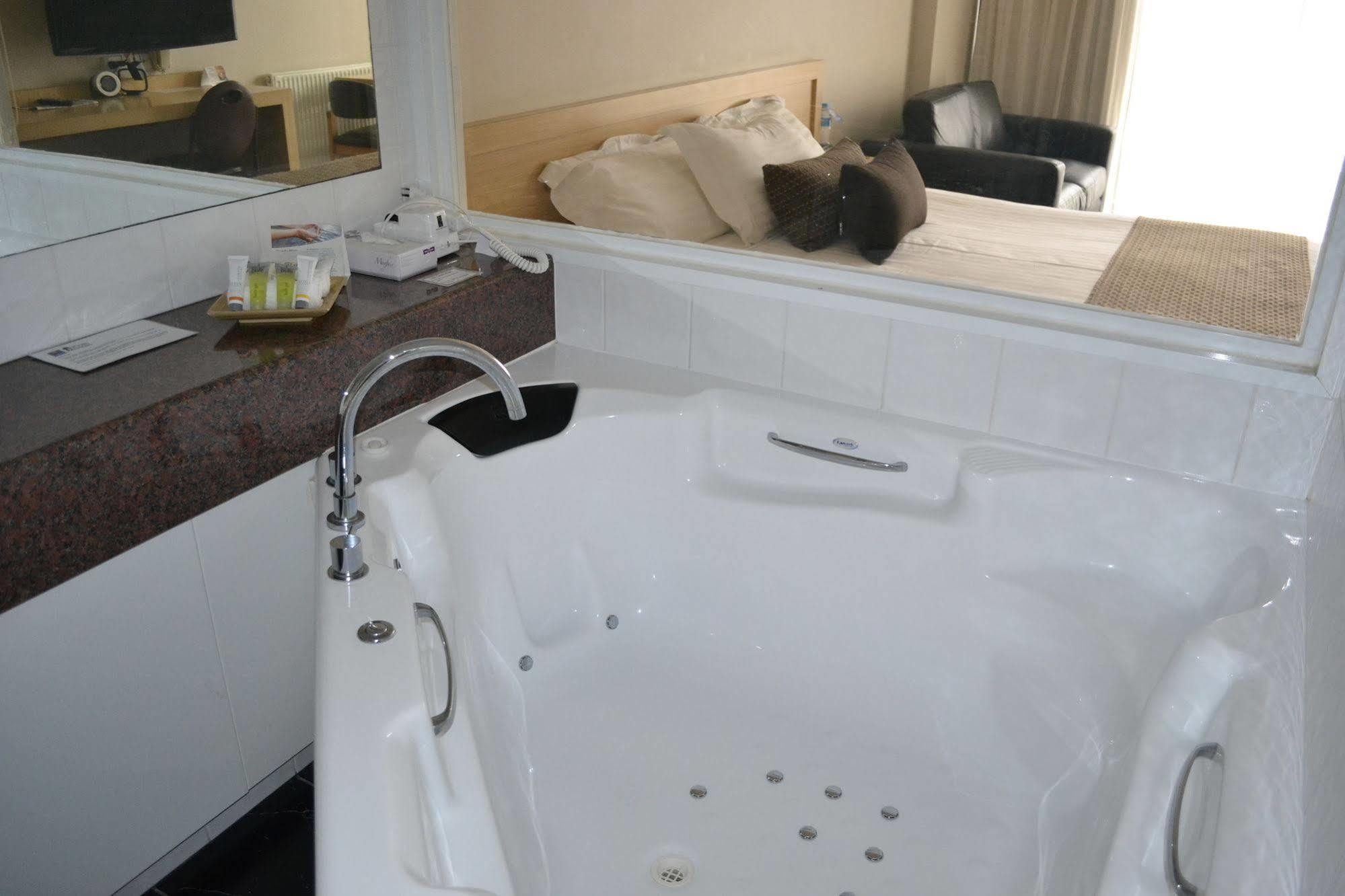 Richmond Henty Hotel Portland Esterno foto